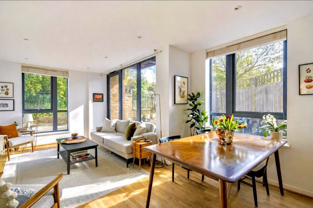 Property photo 1 of 15 Picture No. 03