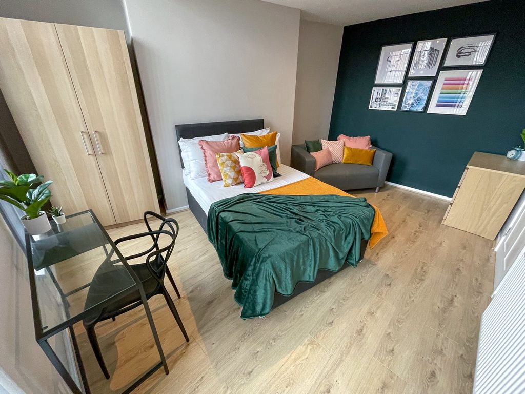 Property photo 1 of 9 1