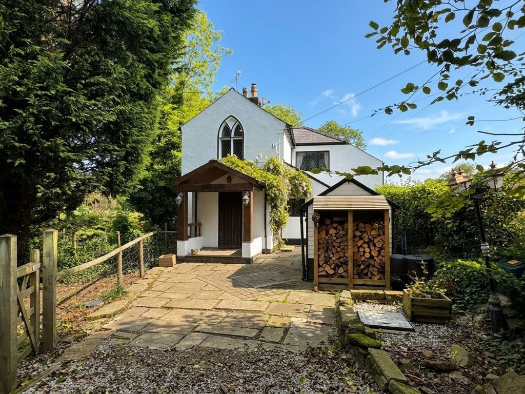 Property photo 1 of 18 Front