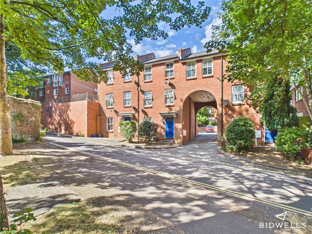 Property photo 1 of 5 Picture No. 01