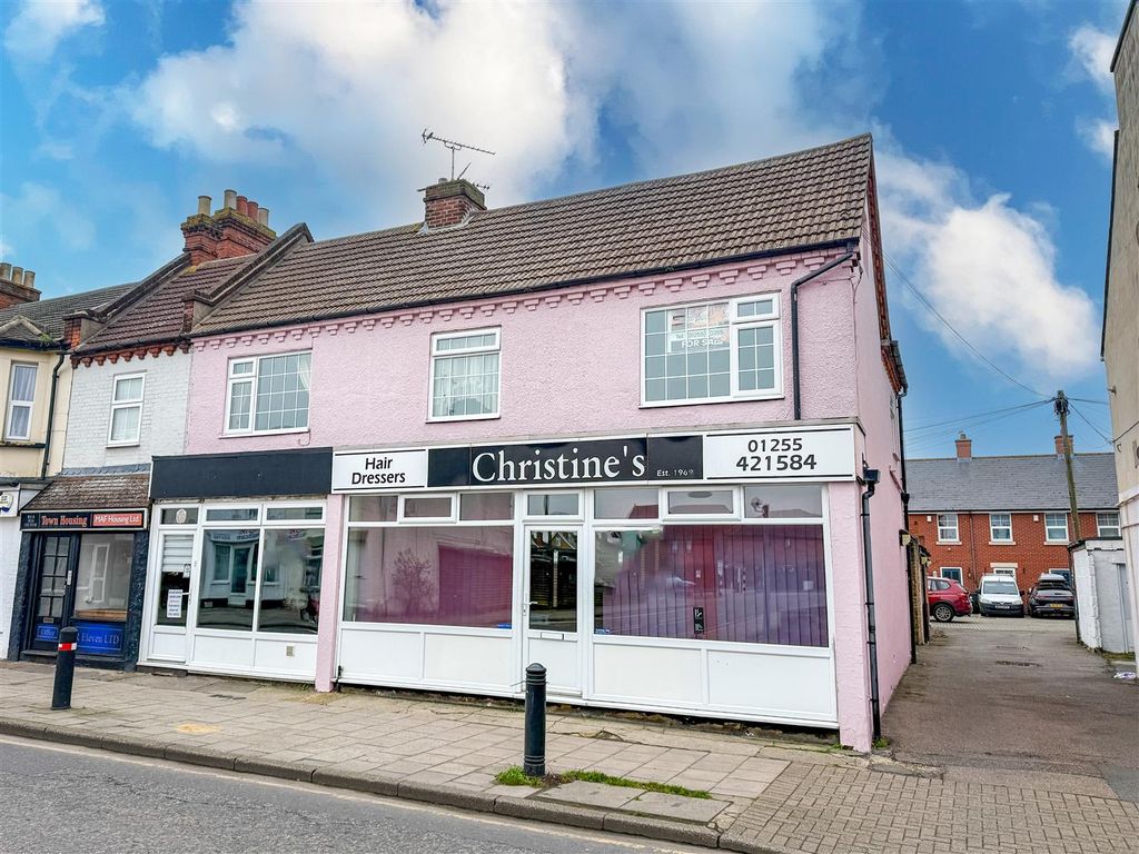 Property photo 1 of 30 Old Rd Ft 2.Jpg