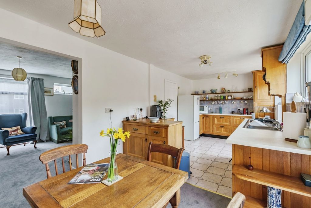 Property photo 3 of 17 Pbox-Img.Jpg