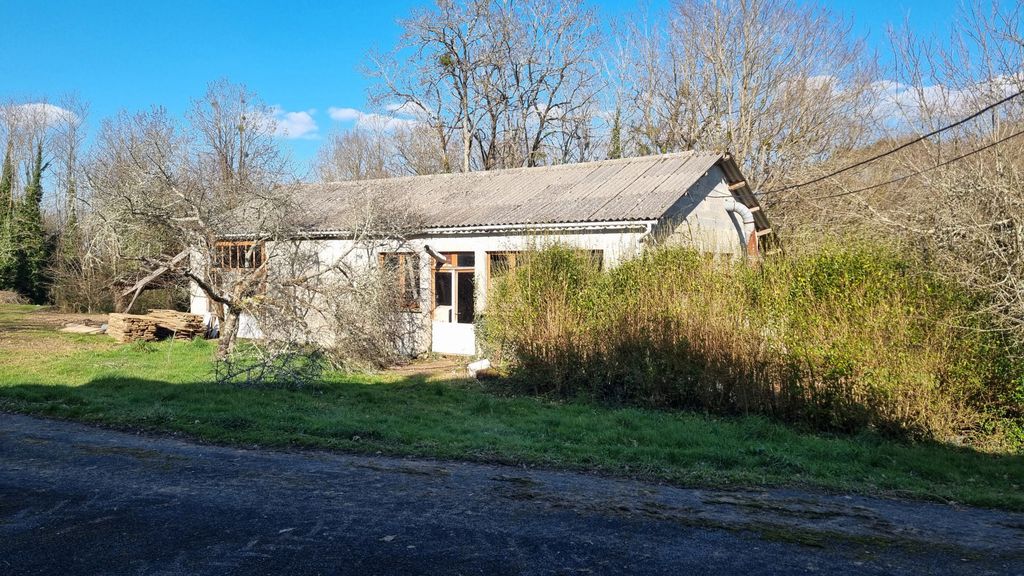 Property photo 3 of 18 Photo 3