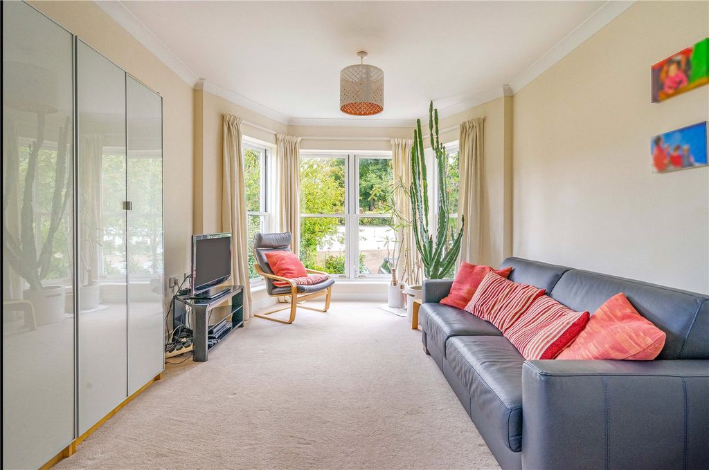Property photo 3 of 13 Living Room