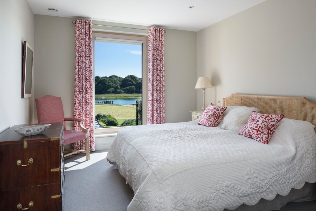 Additional image 13 of 4 bed detached house for saleSmugglers Lane, Bosham, Chichester, West Sussex PO18