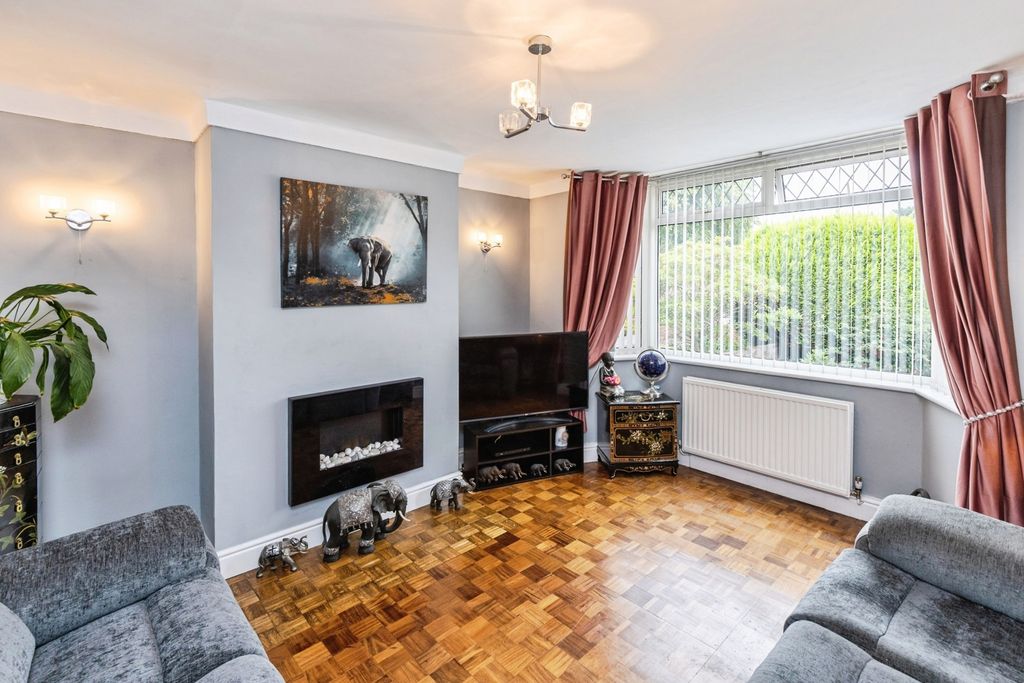 Property photo 3 of 27 Pbox-Img.Jpg