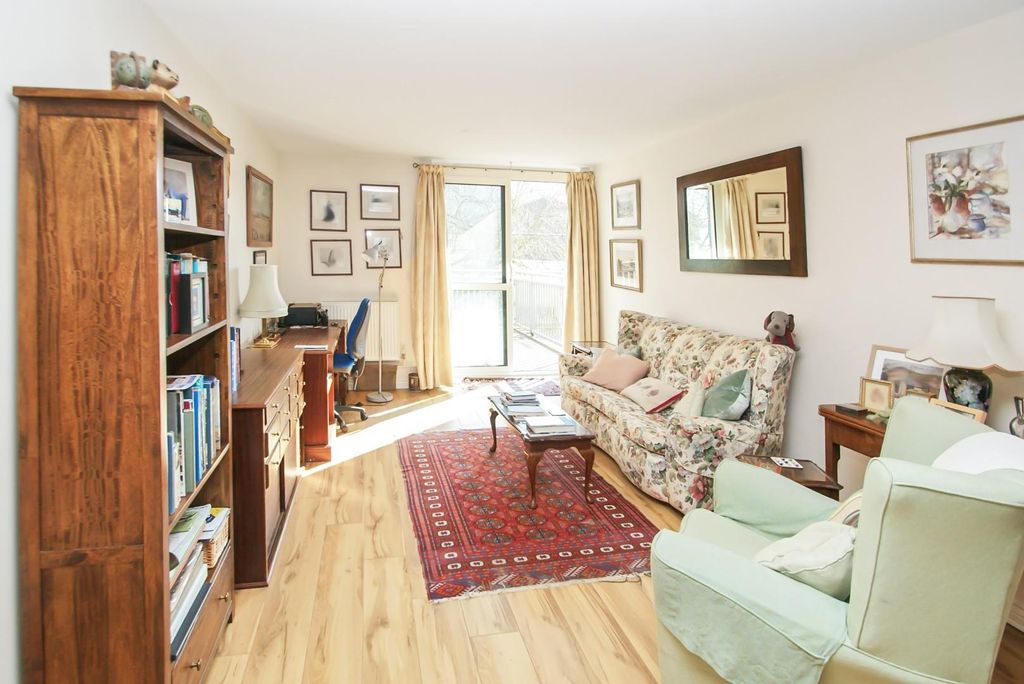 Property photo 3 of 12 2026-03-19 09.27.20.Jpg