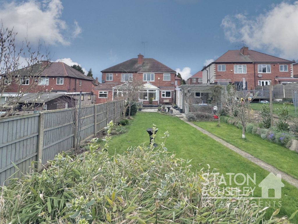 Property photo 2 of 25