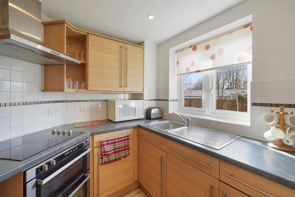 Property photo 2 of 15 03-Ddb4Jus08485 (1)-Medium.Jpg