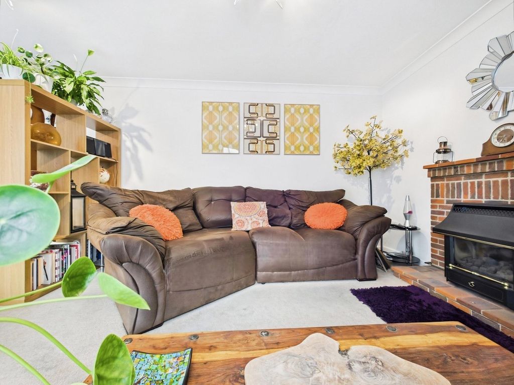 Property photo 2 of 15