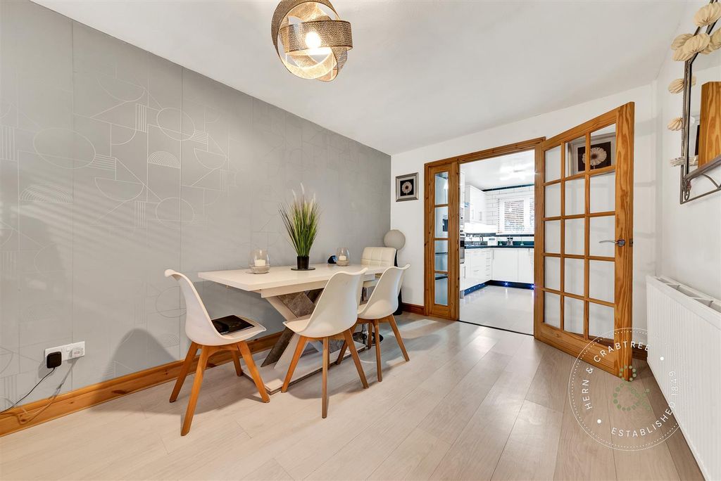 Property photo 3 of 35 Chapel-Wood-11.Jpg