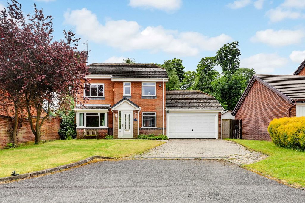 Property photo 1 of 24