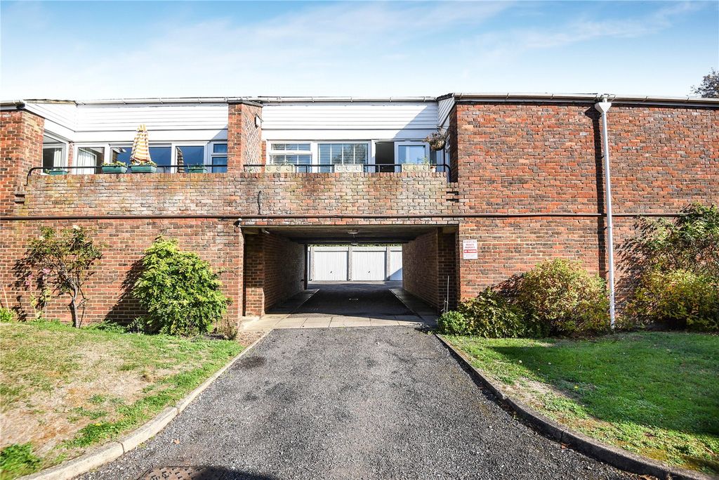 Property photo 1 of 10 Picture No. 11