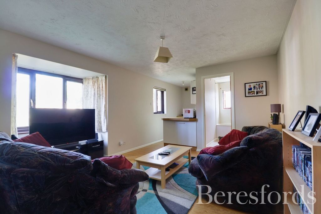 Property photo 2 of 11 Picture No. 02