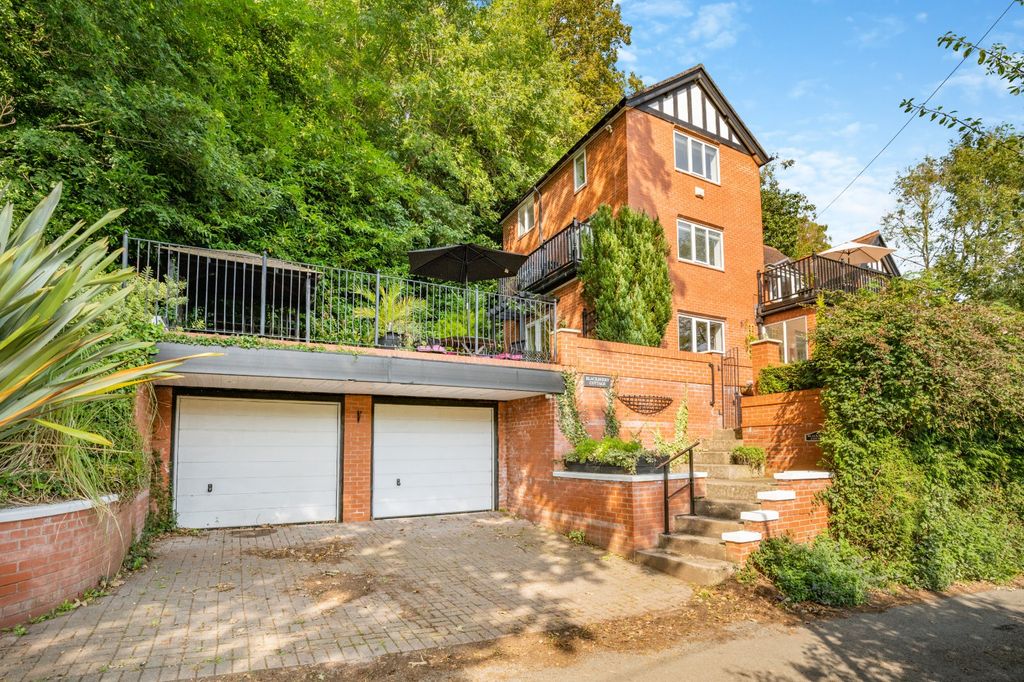 Property photo 1 of 27 Picture No. 35