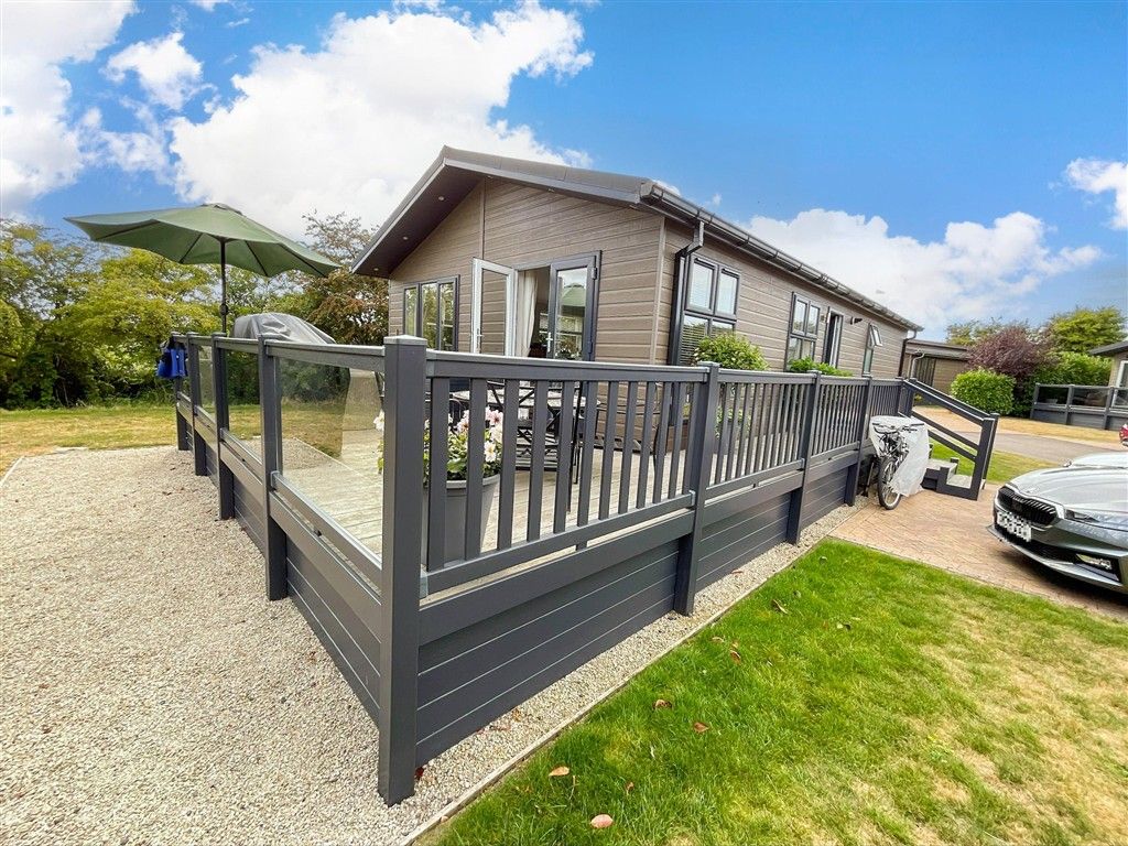 Property photo 2 of 7 Front Elevation