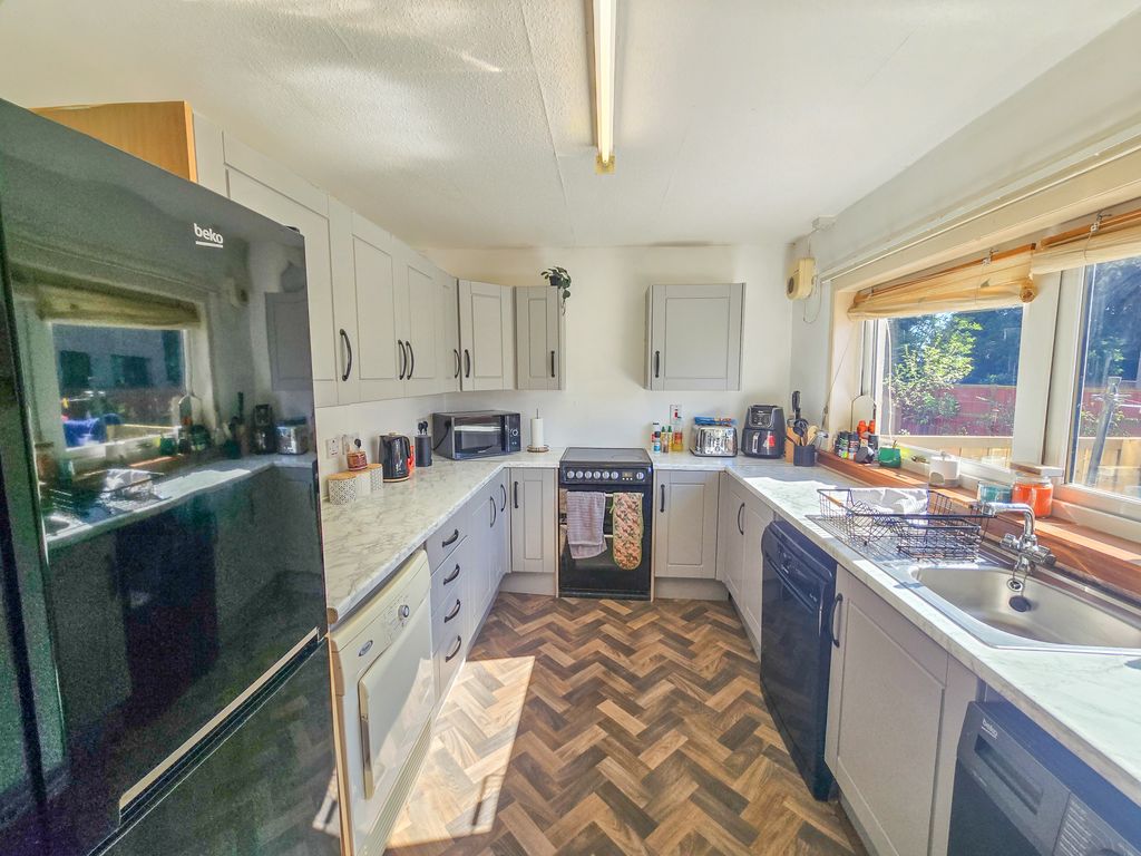 Property photo 2 of 24 20260430_155152