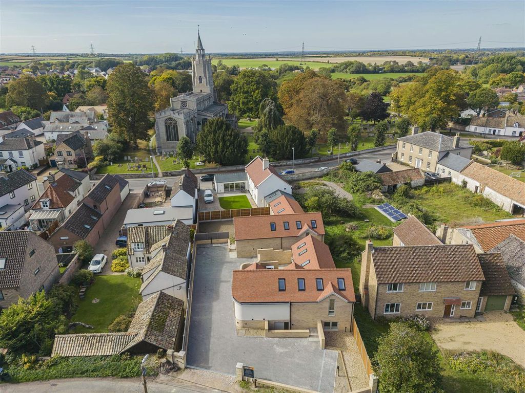 Property photo 1 of 19 30_64516.Jpg