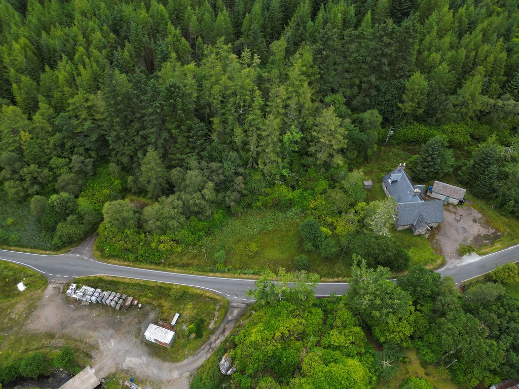 Property photo 2 of 6