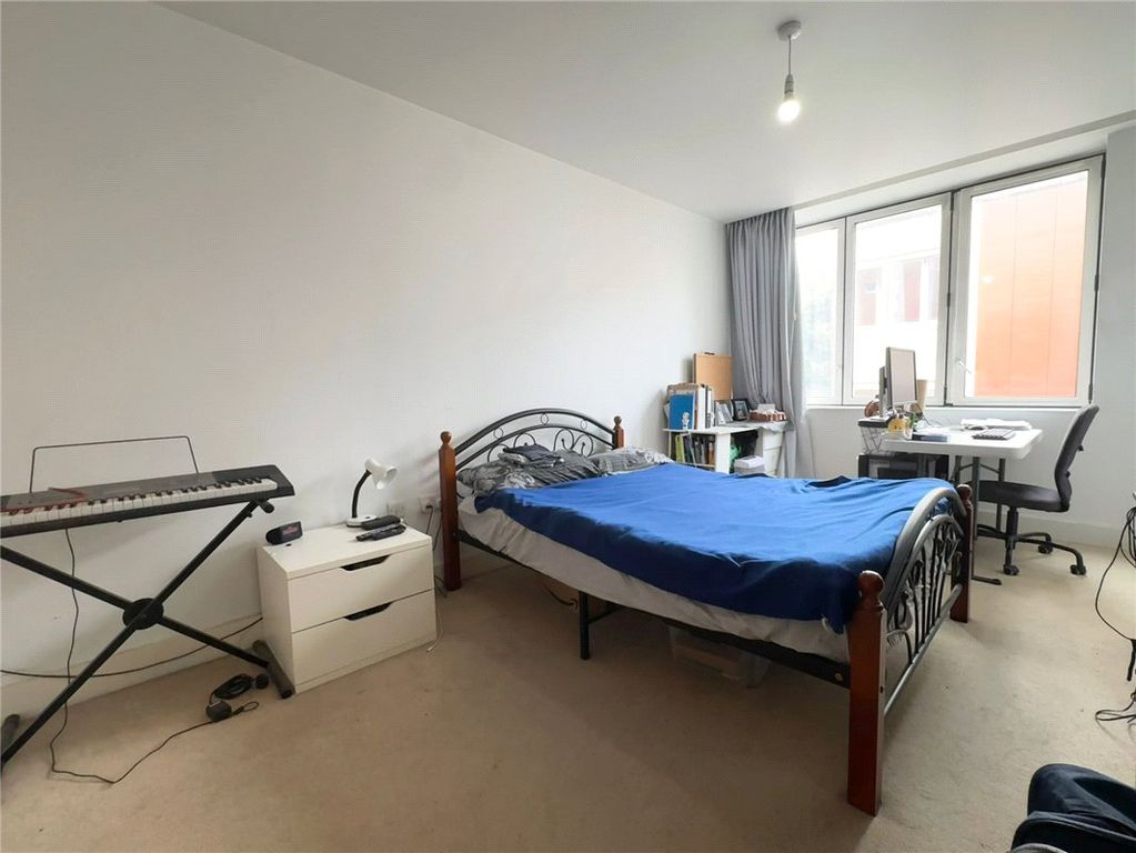 Property photo 3 of 8 Picture No. 09