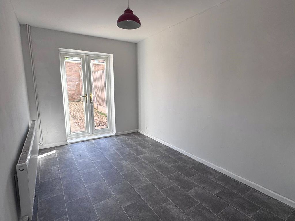 Property photo 2 of 10 Picture No. 08