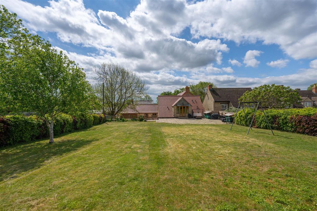 Additional image 26 of 6 bed detached house for saleRoade Hill, Ashton, Northampton NN7