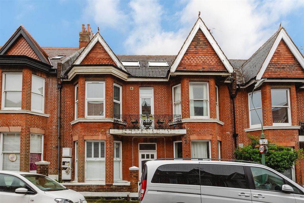 Property photo 1 of 15 Granville Road, 6 Flat E- 5.Jpg