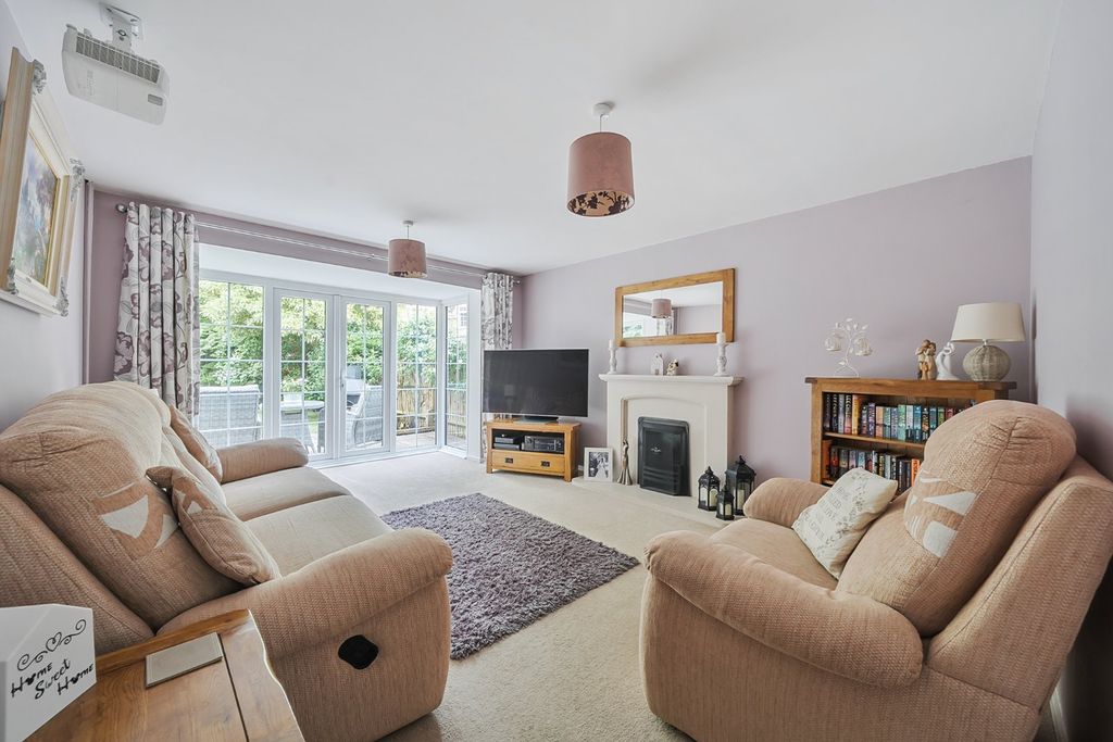 Property photo 2 of 17 Picture No. 57