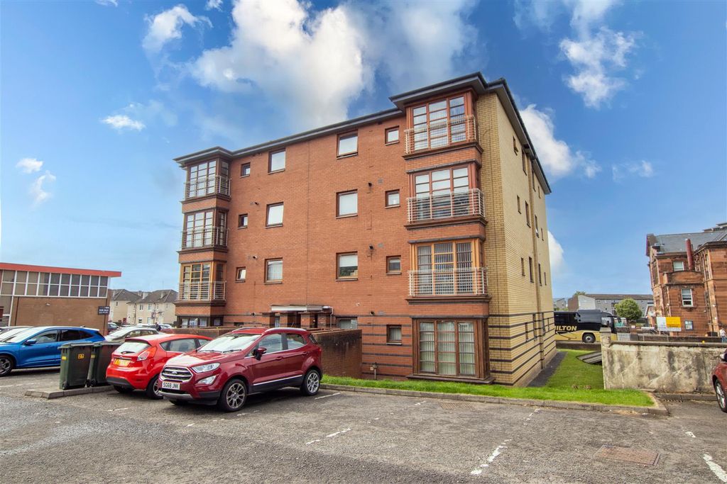 Property photo 2 of 15 External.Front.Jpg