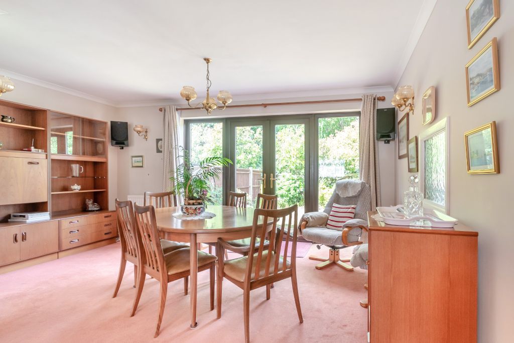 Property photo 3 of 14