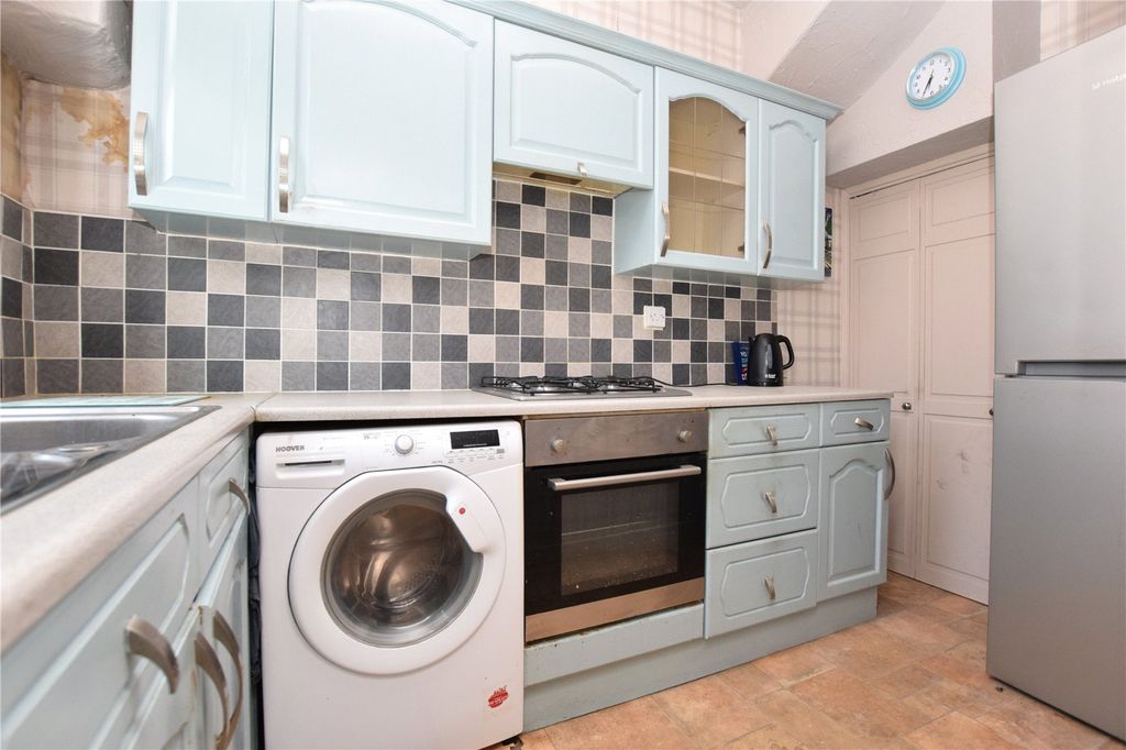 Property photo 3 of 10 Picture No. 22