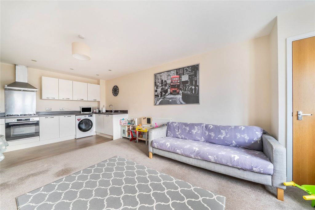 Property photo 3 of 15 Picture No. 15