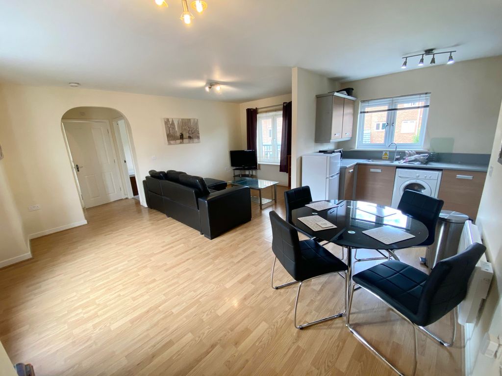 Property photo 3 of 8 Image