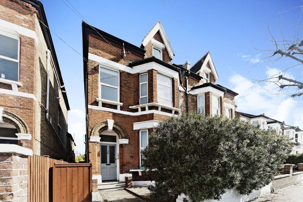 Property photo 1 of 11 Front