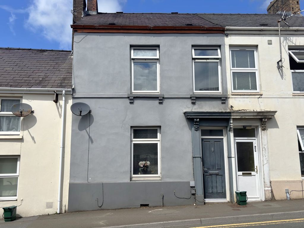 Property photo 1 of 17