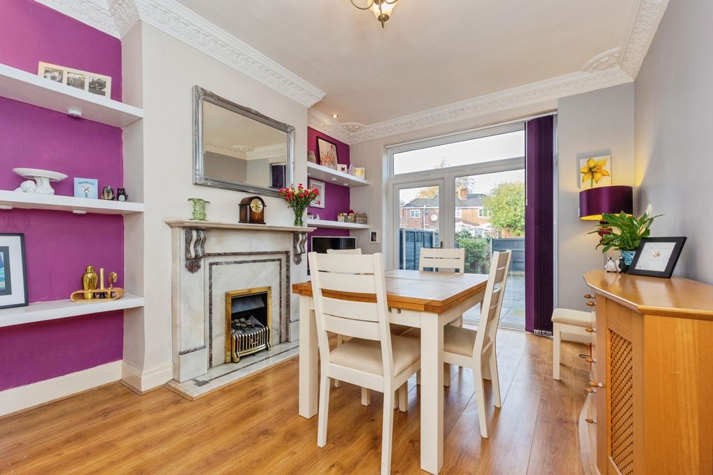 Property photo 3 of 24 Pbox-Img.Jpg