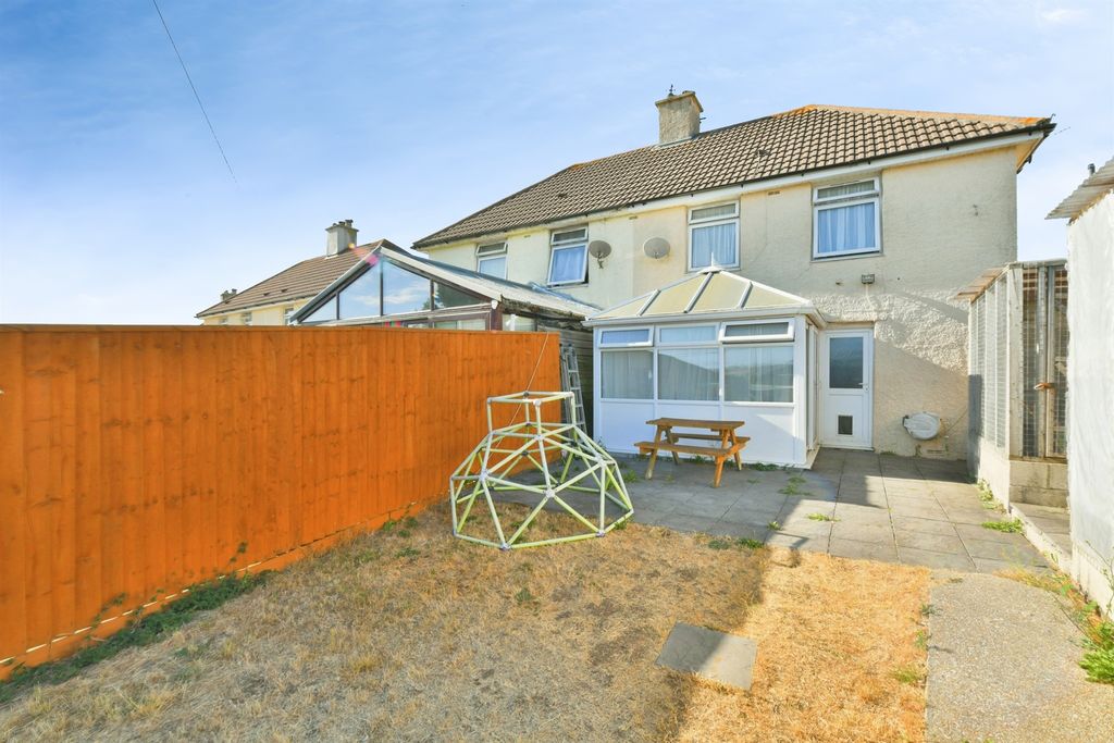 Property photo 2 of 16