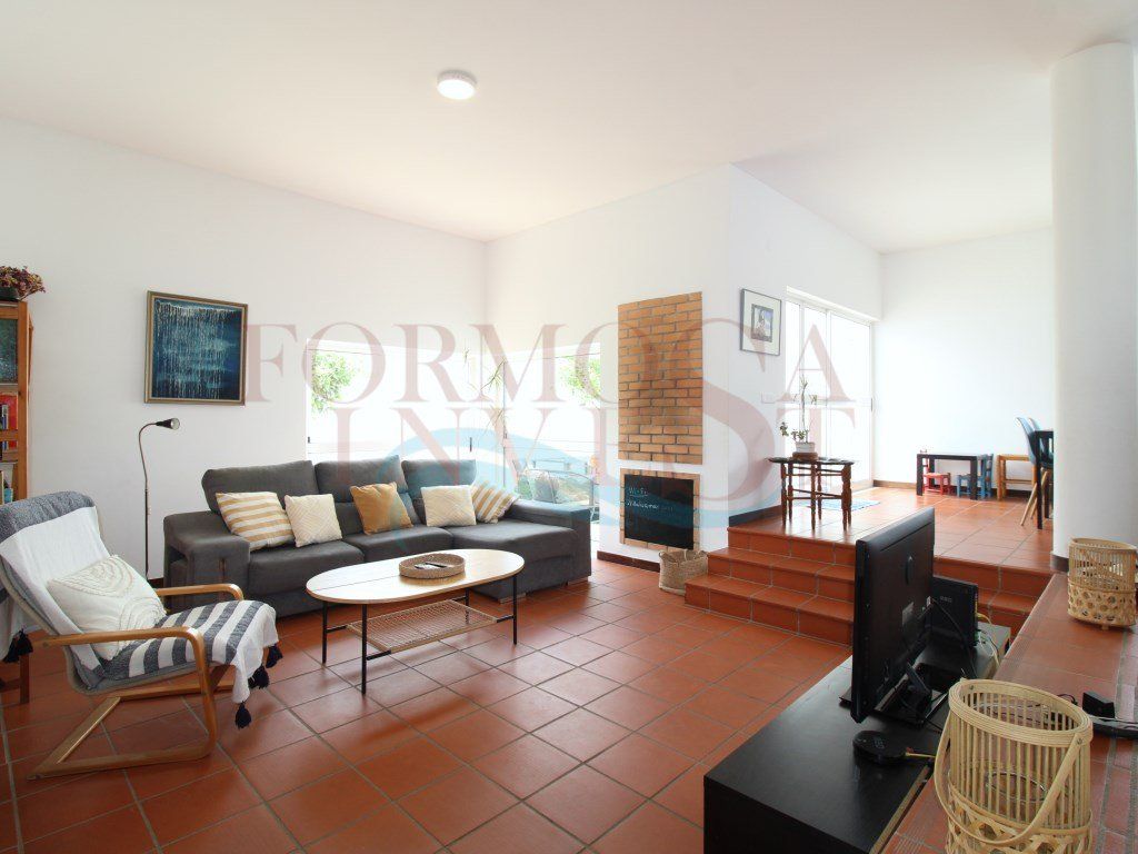 Property photo 2 of 43