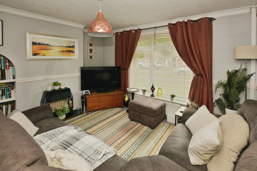 Property photo 2 of 18 Pbox-Img.Jpg