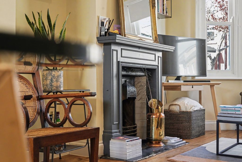 Property photo 3 of 21