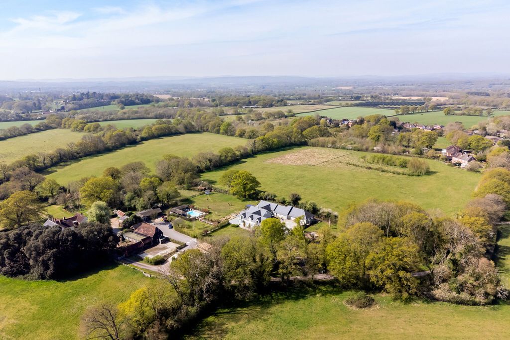 Property photo 3 of 3