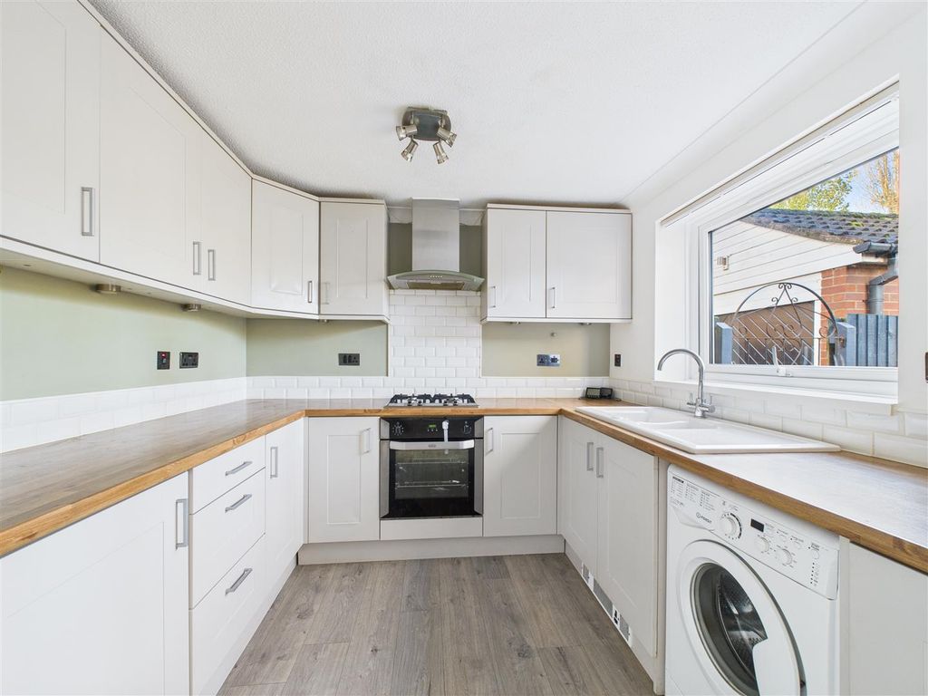 Property photo 3 of 11 Cam03303G0-Pr0257-Still002.Jpg