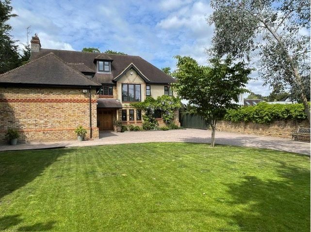 Property photo 2 of 24 Picture No. 33