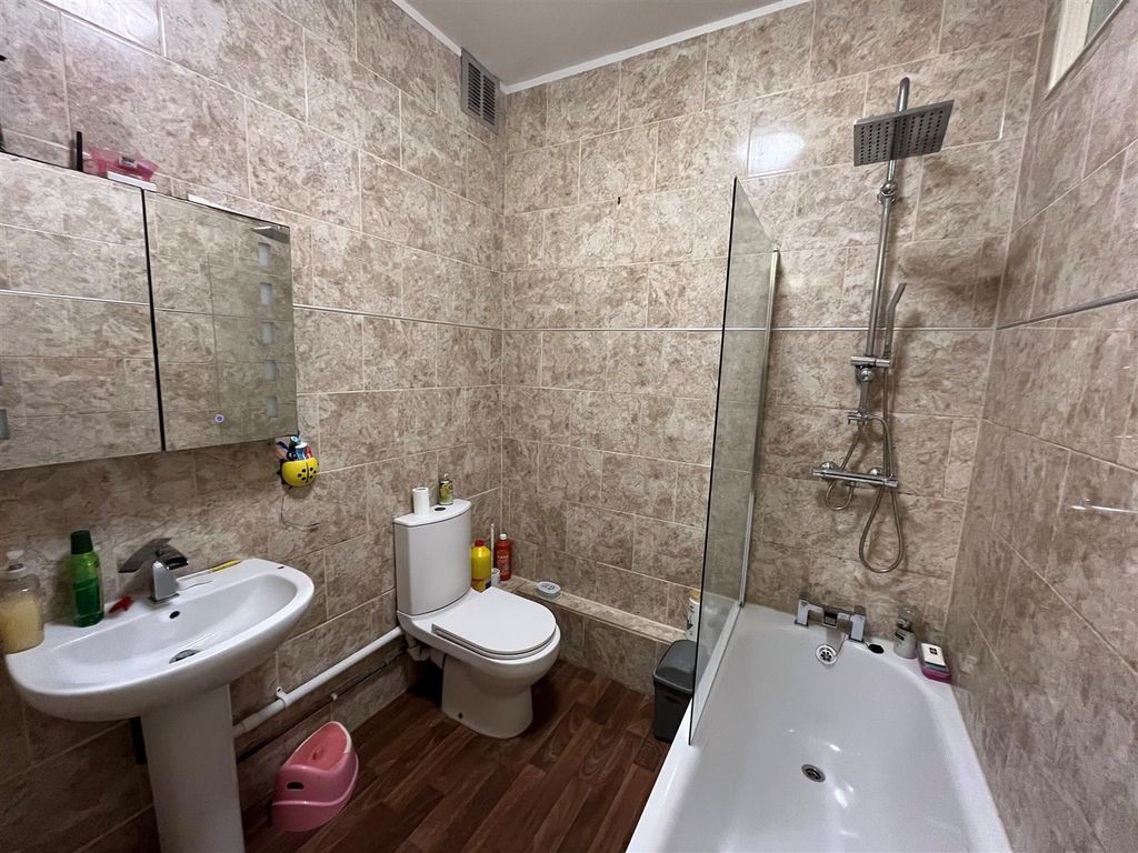 Property photo 3 of 8 Bathroom 3.Jpg