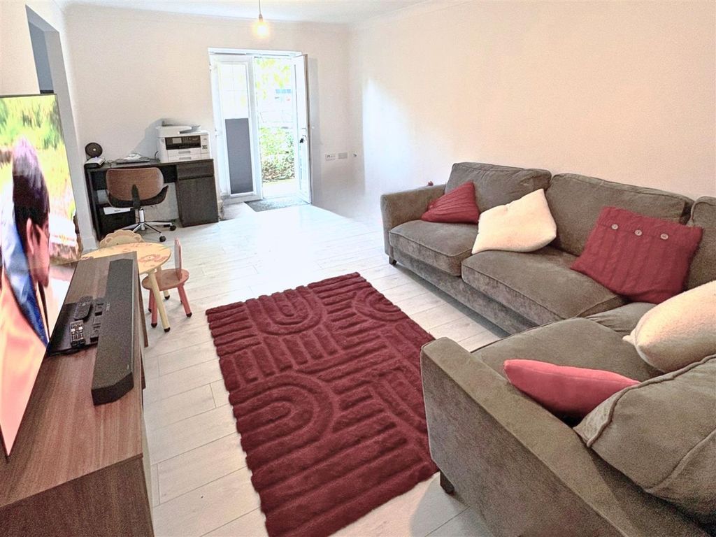 Property photo 2 of 6 Lounge 1.Jpg