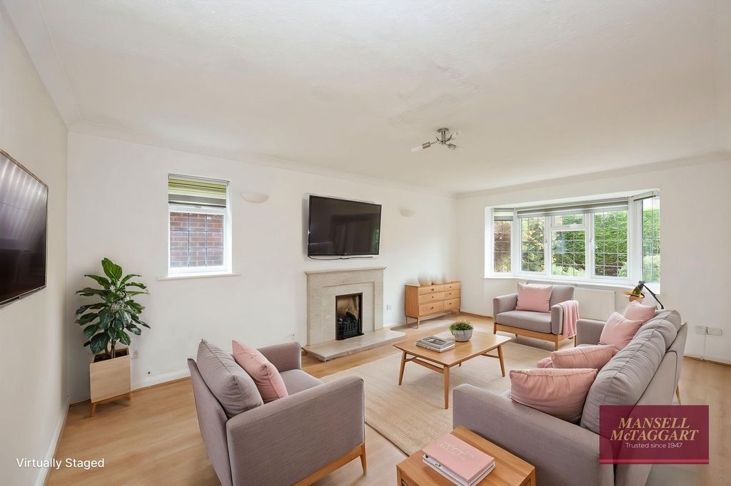 Property photo 3 of 29