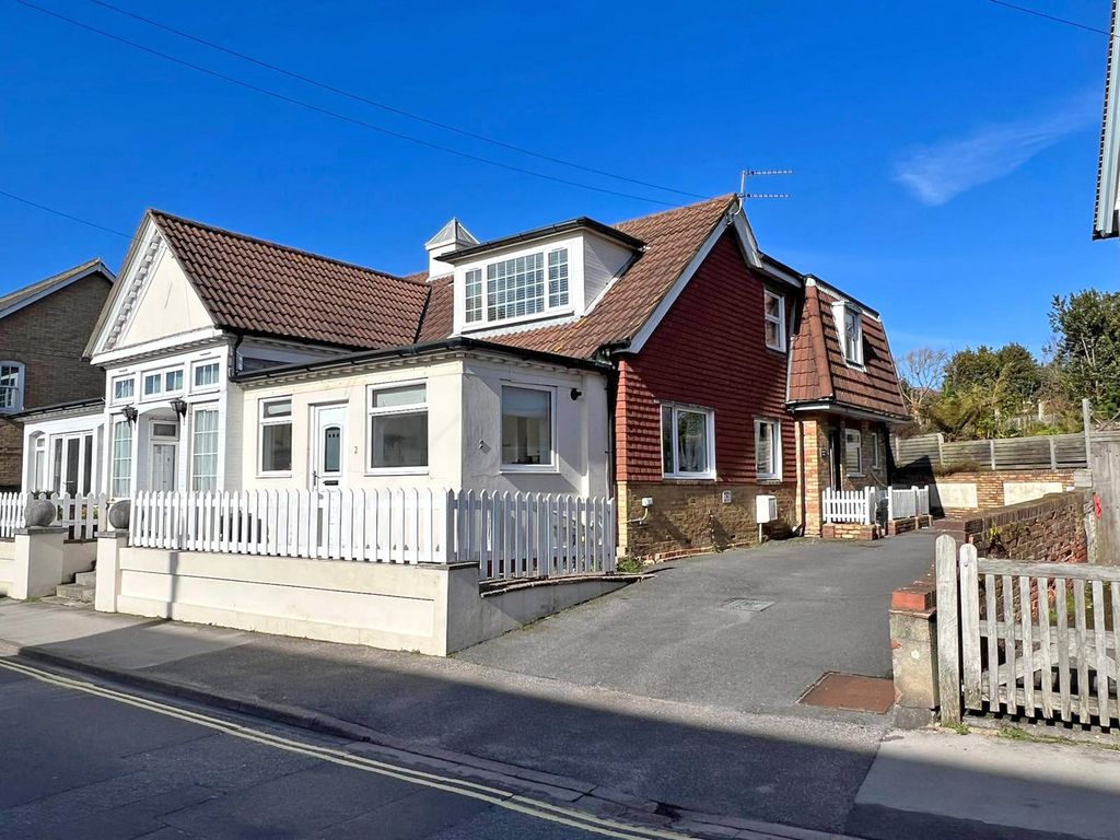 Property photo 2 of 17 Picture No. 22