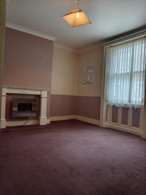 Property photo 1 of 11 Photo 0