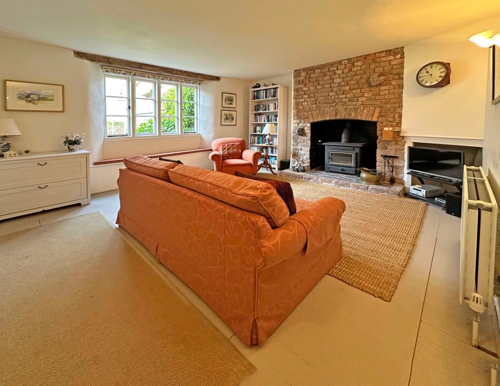 Property photo 3 of 16