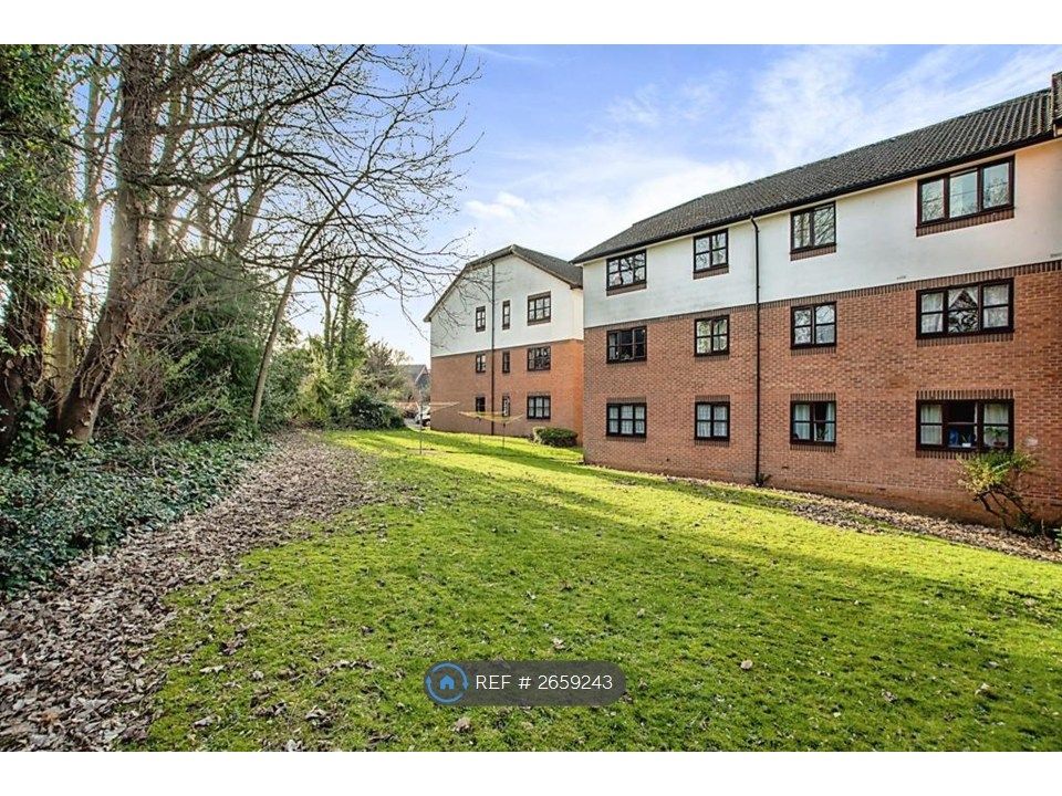 Property photo 2 of 17